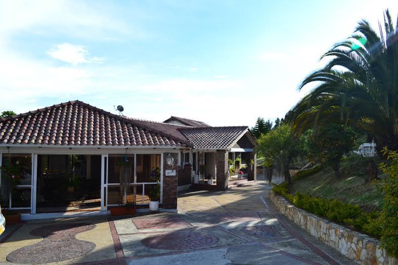 פאיפה Miravalle Suites מראה חיצוני תמונה